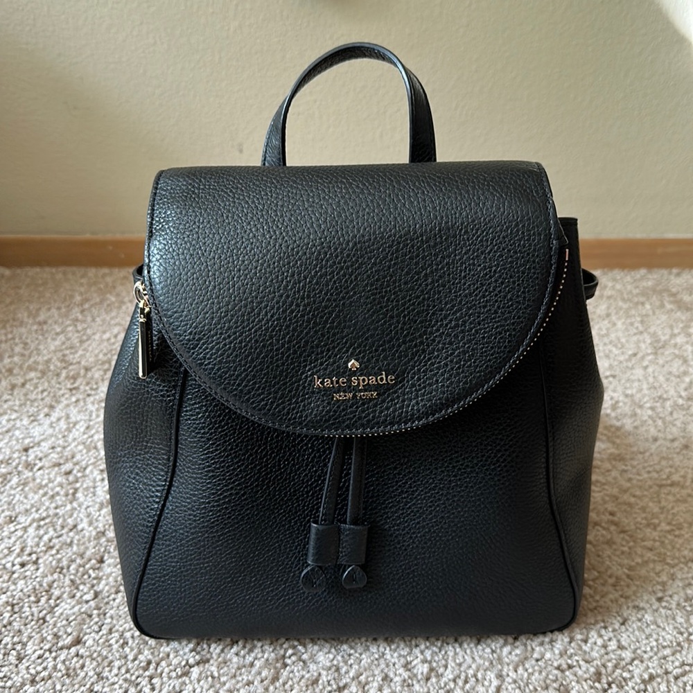 Kate Spade ♠️ Leila Pebbled Leather Medium Backpack
